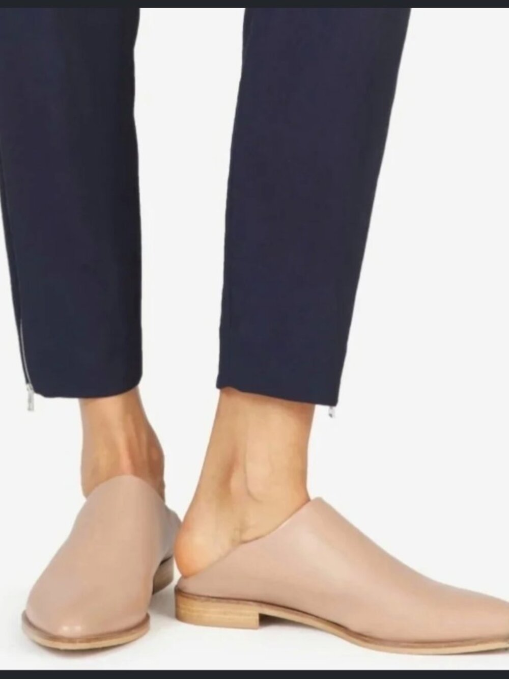 Very cute womens 6.5 Everlane Modern Boba Cream pointed toe mules